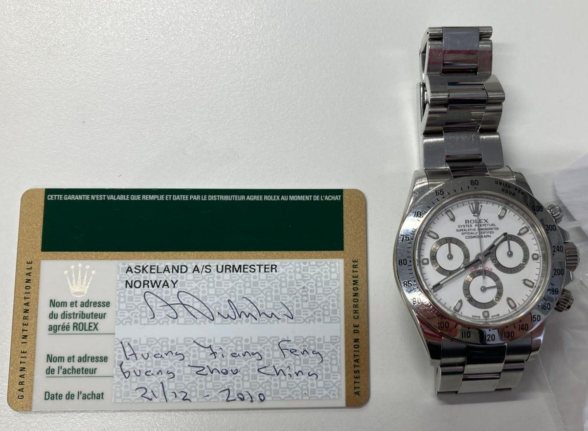 116520, used, watch and paper €18950 D